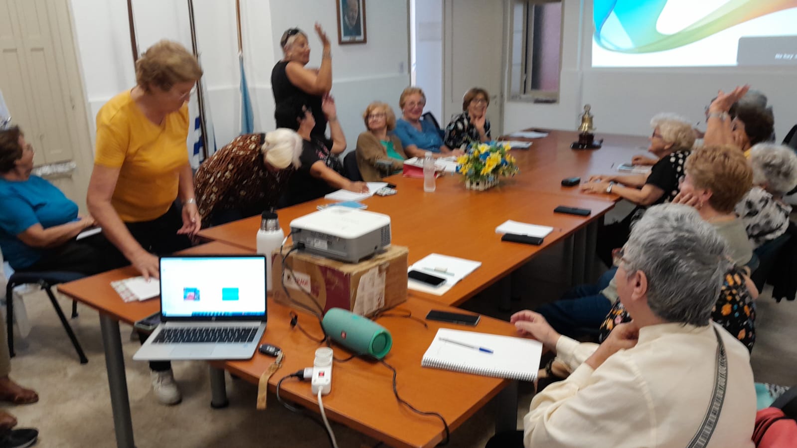 Taller de inclusión digital para adultos